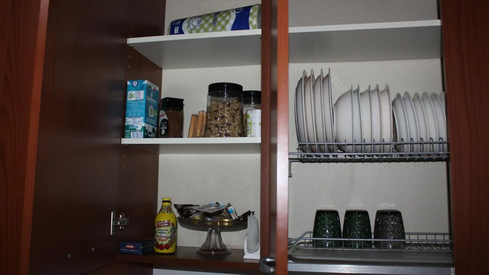 Casa Vacanze In Piazza Terrasini 0*,